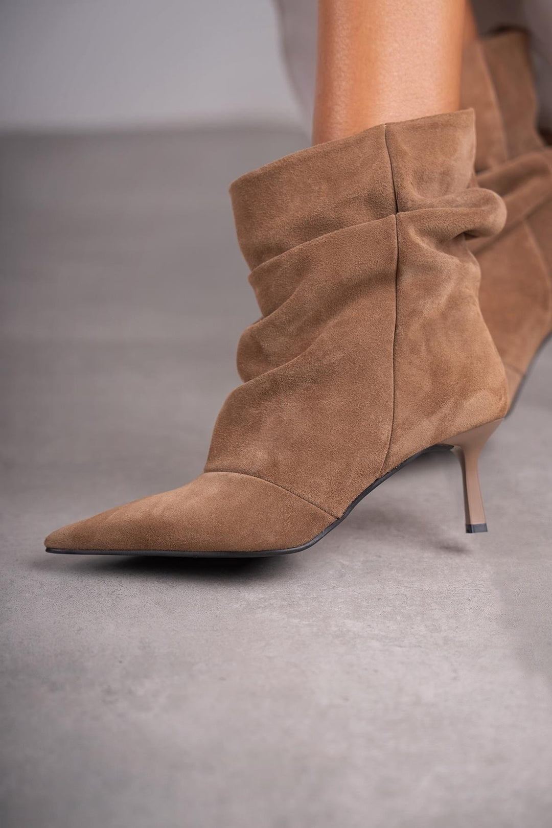 Alba -  Ženske Kožne Čizme