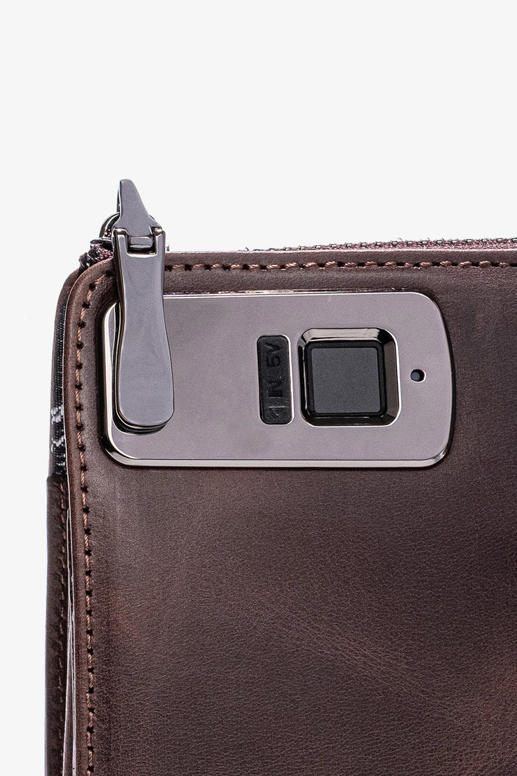 Trace – Muška Ručna Torbica Sa Čitačem Otiska Prsta